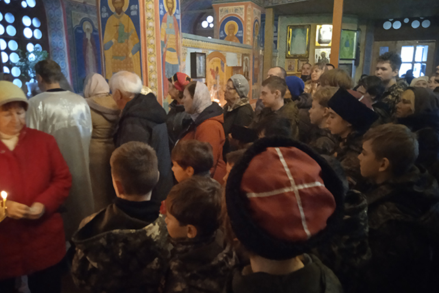 В Феодосии черноморские казаки и кадеты отметили великий праздник Крещения Господня