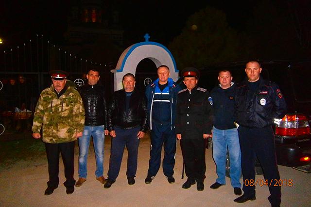 В Пасхальную ночь в Первомайском районе крымские казаки поддерживали общественный порядок  
